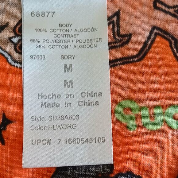 Scooby-Doo Scrub Top Women M Orange Halloween Holiday Medical Uniform Nursing - Picture 8 of 13